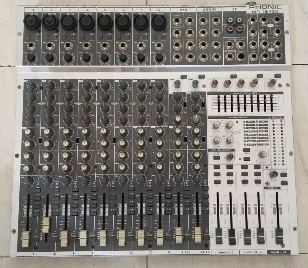 Mixer Phonic MR 1843X 8 Canel Kondisi Normal Udah Ada Efex
