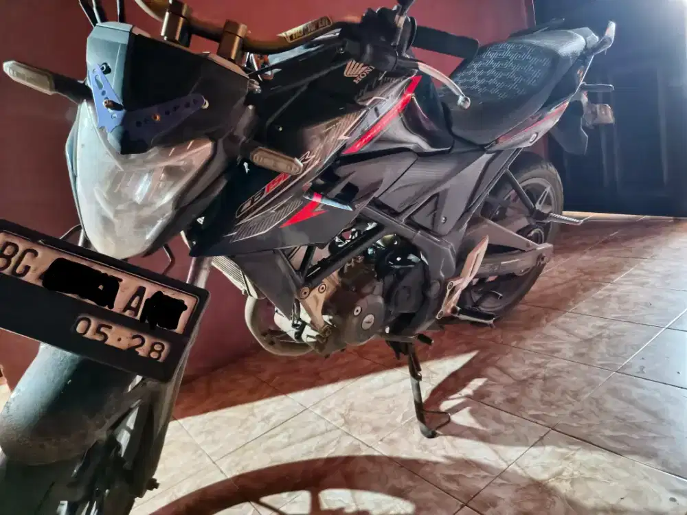 Dijual cb150r tahun 2018