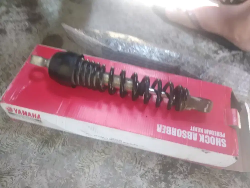 Di jual shockbreaker belakang Jupiter