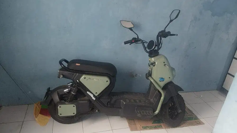 Sepeda listrik pacific magenta