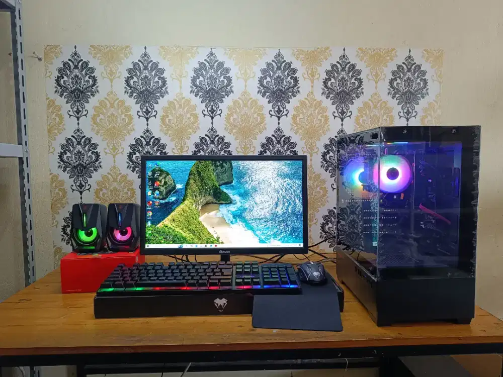 PC BARU CORE I7-4790, RAM 8GB, SSD 128GB, LED 20 INC GARANSI 1 TAHUN