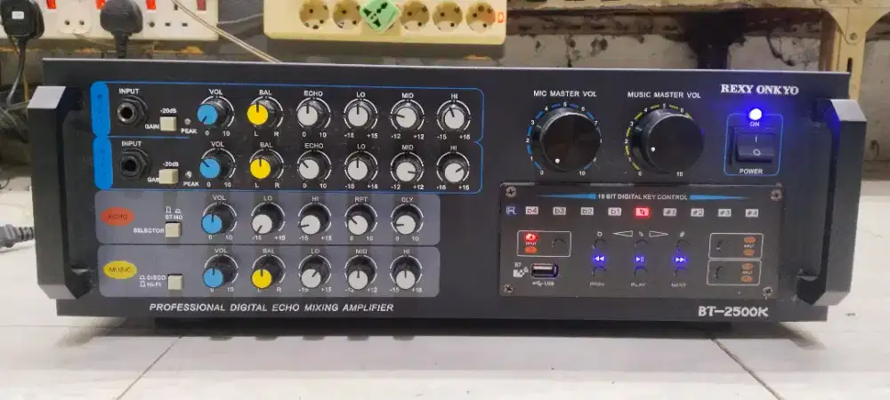 Amplifier karoke Rexy Onky Kondisi Normal Masih Mulus
