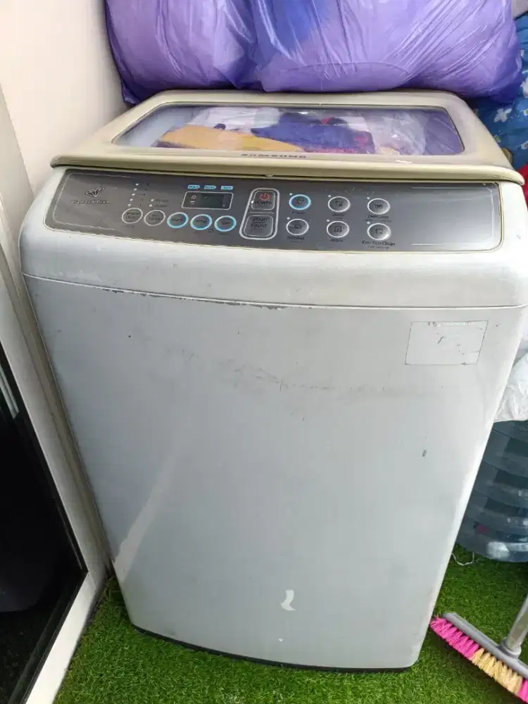 Dijual mesin cuci ga prnh dipakai