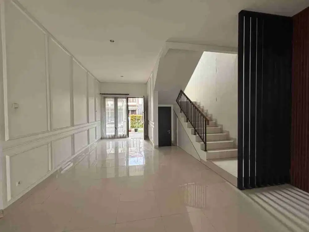 Disewakan rumah 2 lantai di Cluster Asera One Shout Harapan Indah