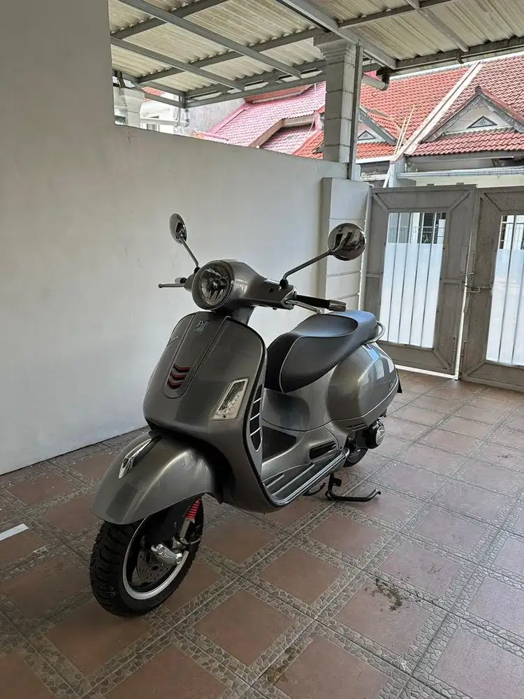 Vespa GTS 300 SuperSport ABS
