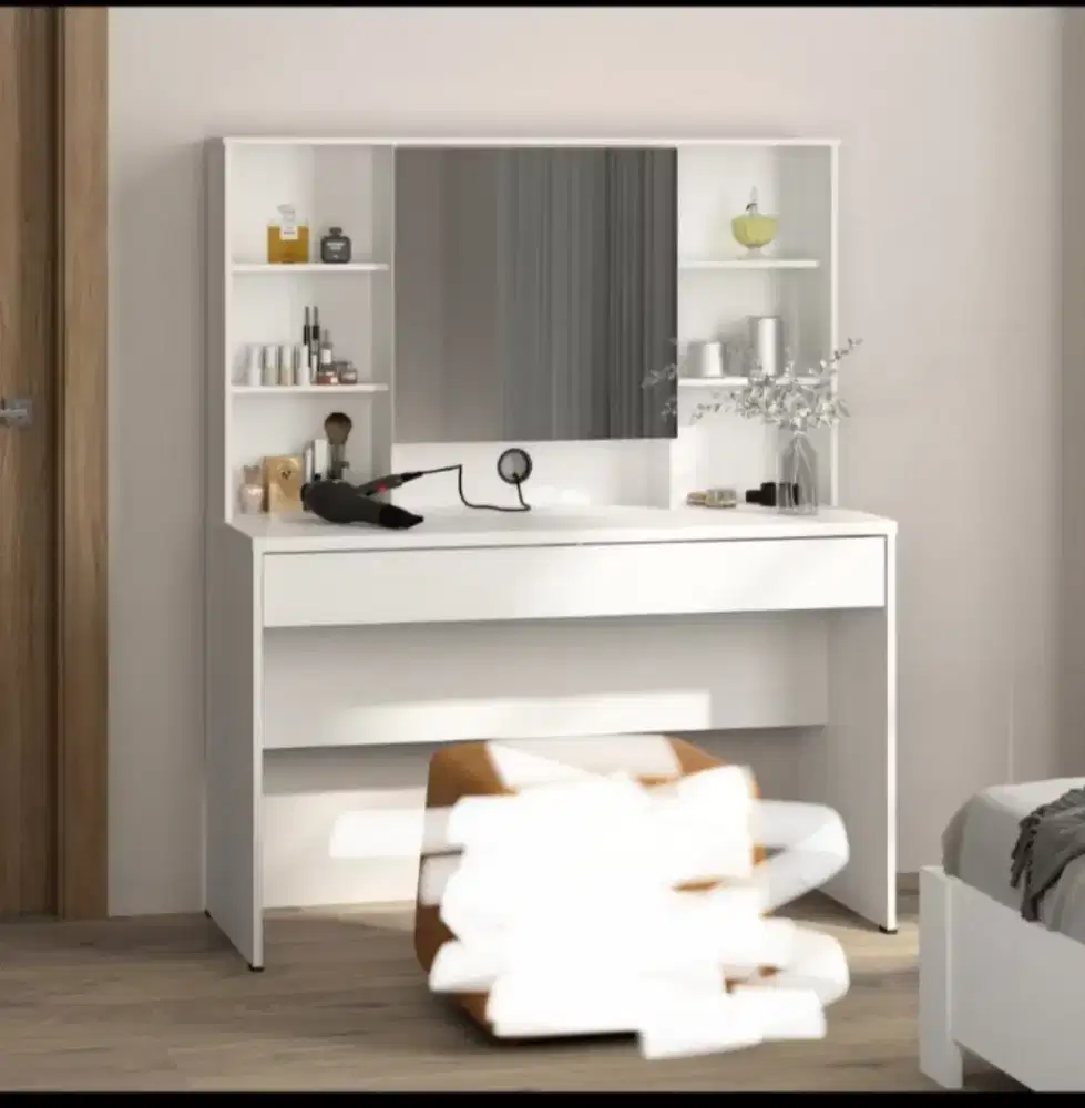 MEJA RIAS MERK PRO DESIGN BAGUS MULUS