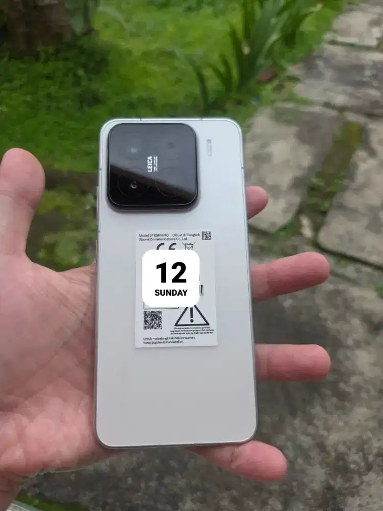 XIAOMI 15 12/256 ( like new )