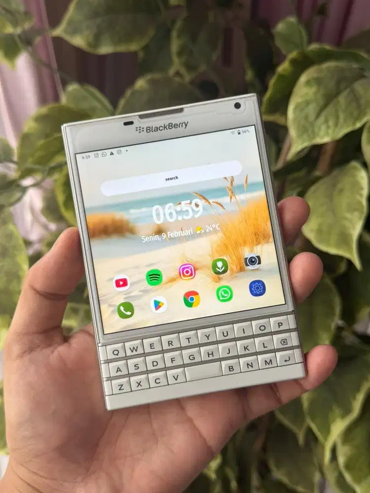 Blackberry Passport Android Version