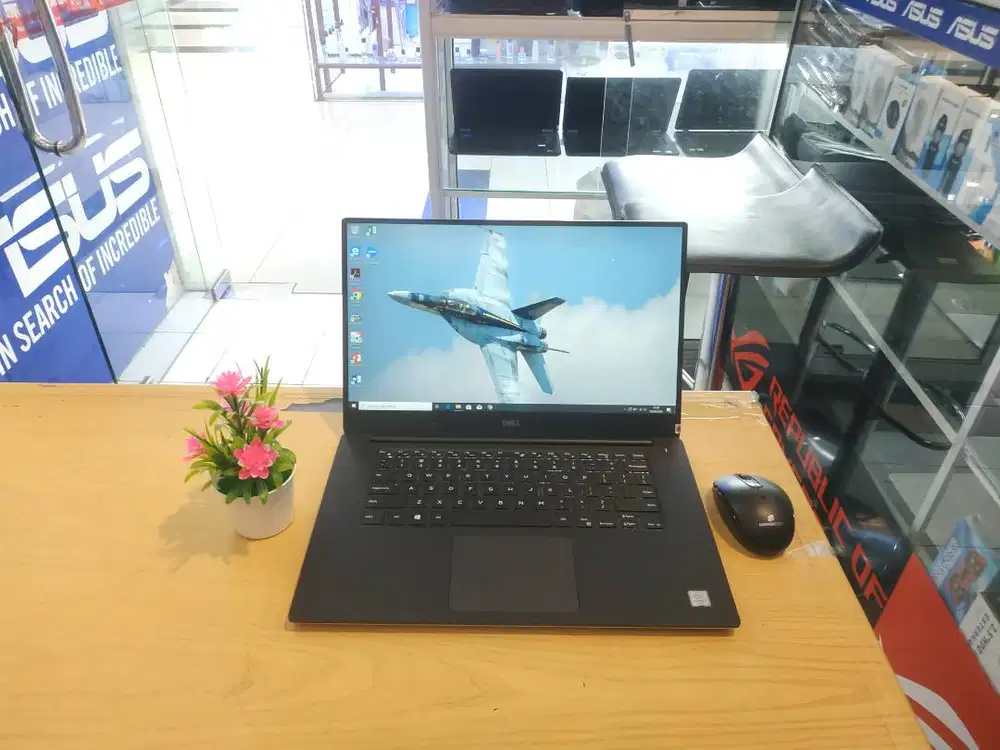 LAPTOP DIJUAL DELL INSPIRON 5510 CORE i7 RAM 8GB NVIDIA GEFORCE