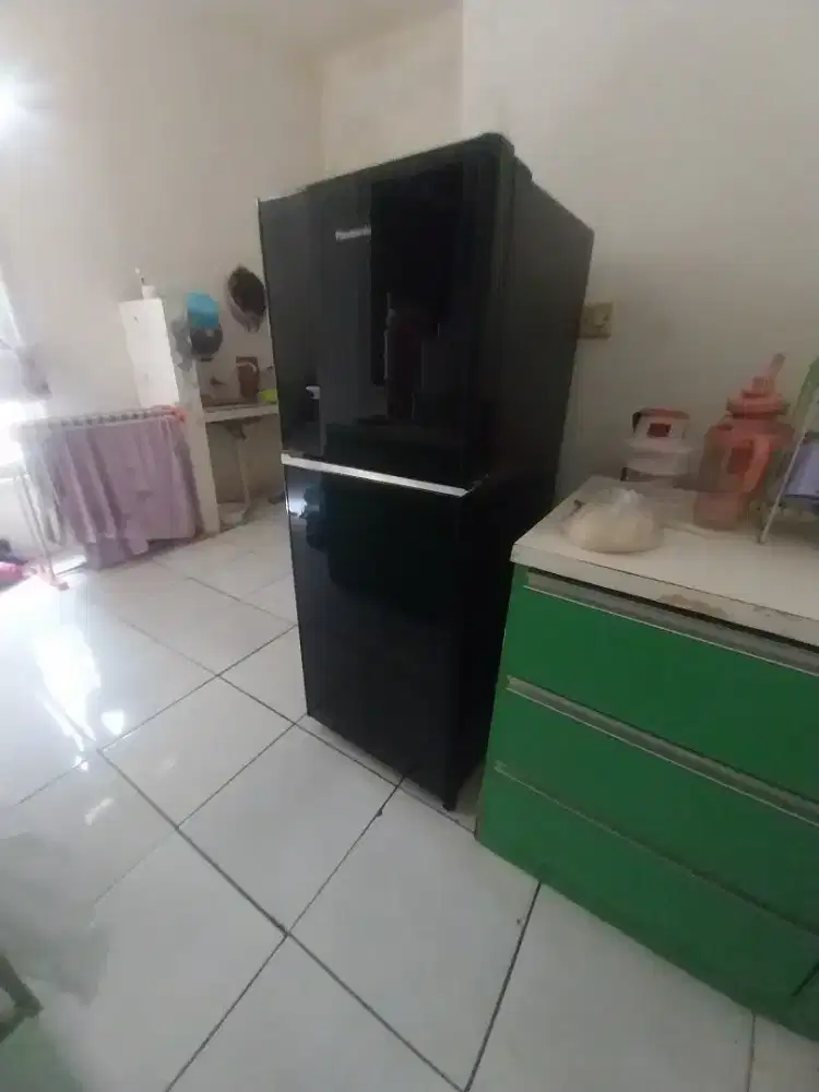 Kulkas 2 pintu jual cepat