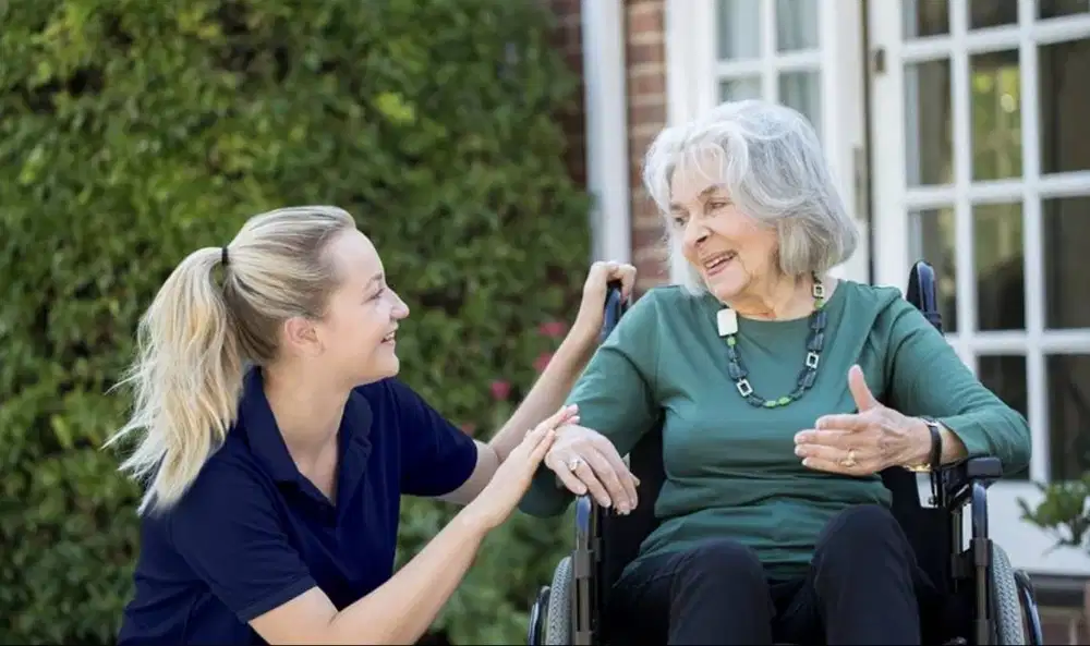 Butuh Wanita Pembantu Rumah Tangga dan Jaga Ibu