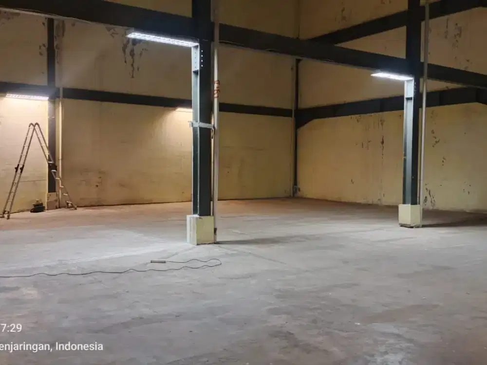 Disewa Gudang 3 Lantai Elang Laut Gandeng  - Ukuran 20 x 25