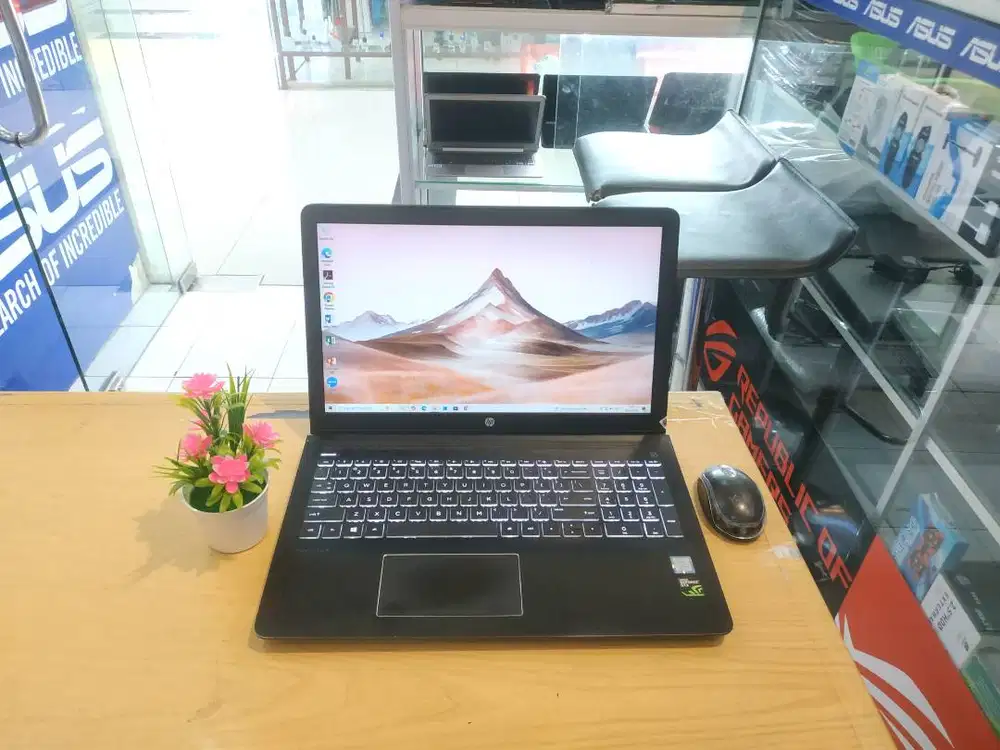 LAPTOP DIJUAL HP PAVILION 15-CB092TX CORE i7 RAM 16GB NVIDIA GEFORCE