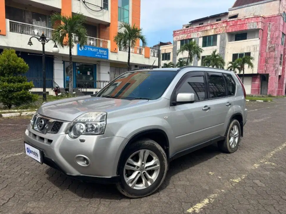 DP MURAH - Nissan XTrail 2.0 Bensin AT 2013 Silver