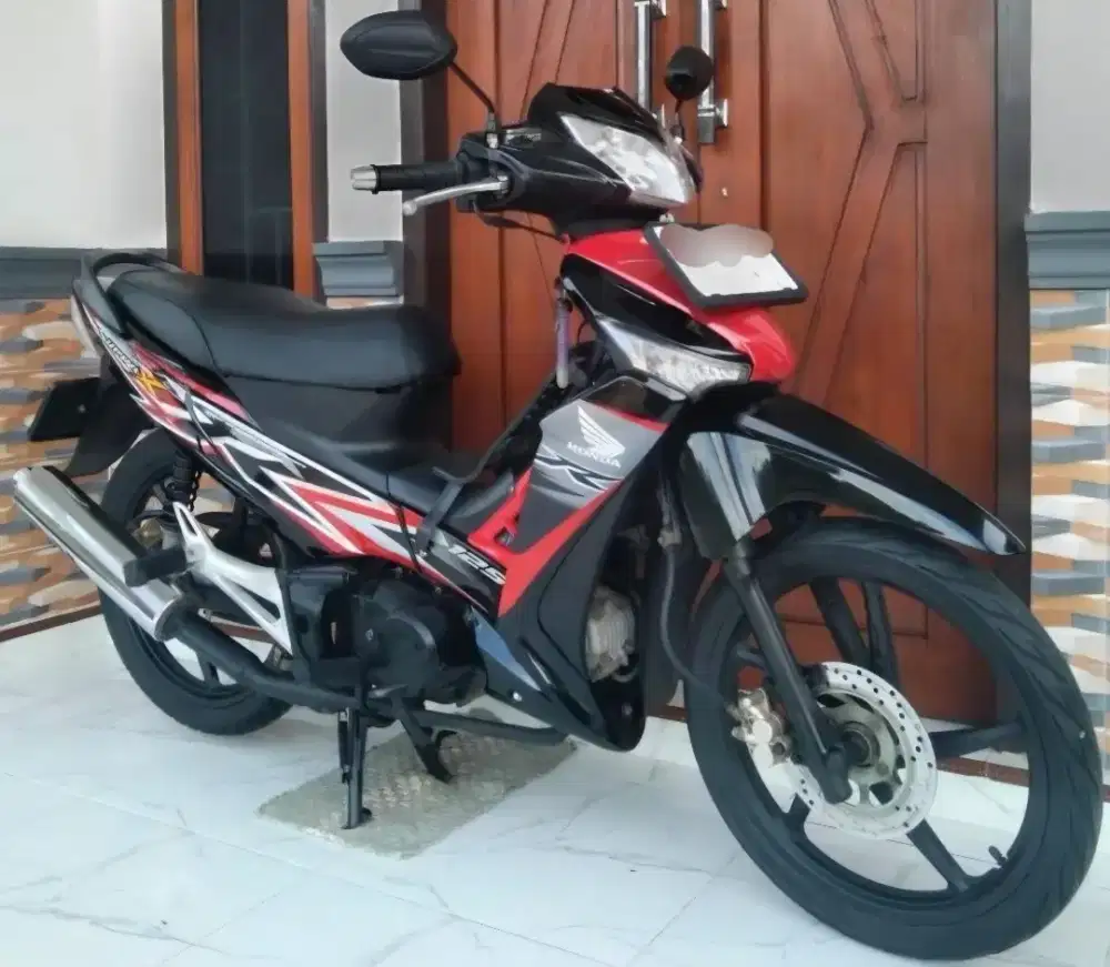 Supra x 125 karburator orisinil sangat mulus pajak panjang B bekasi