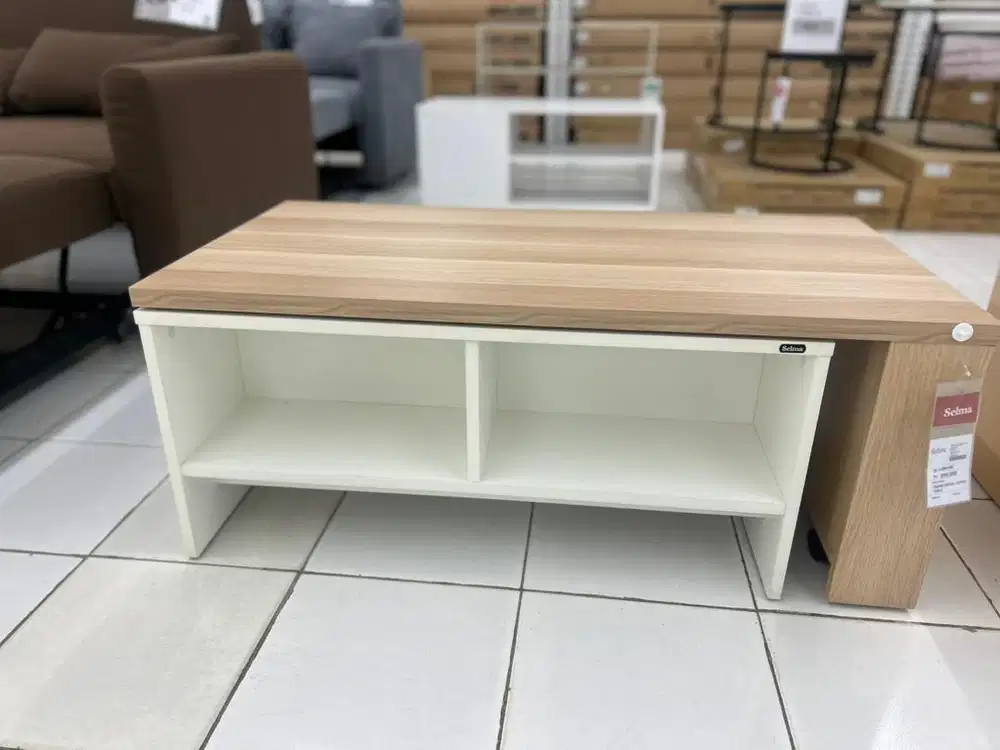 Meja ruang tamu swivel