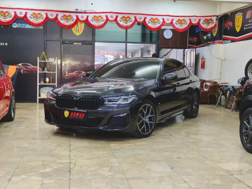 DP45JT BMW 520i M SPORT 2023 / 2024 ABU GREY DARK GRAPHITE