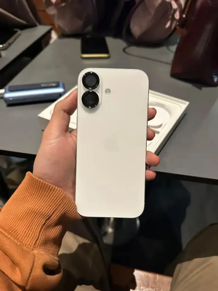 Iphone 17 256 basic iBox garansi on