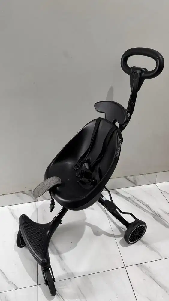 Stroler anak bisa dilipat