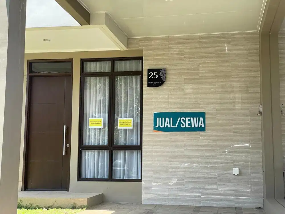 Dijual rumah posisi hook Podomoropark
