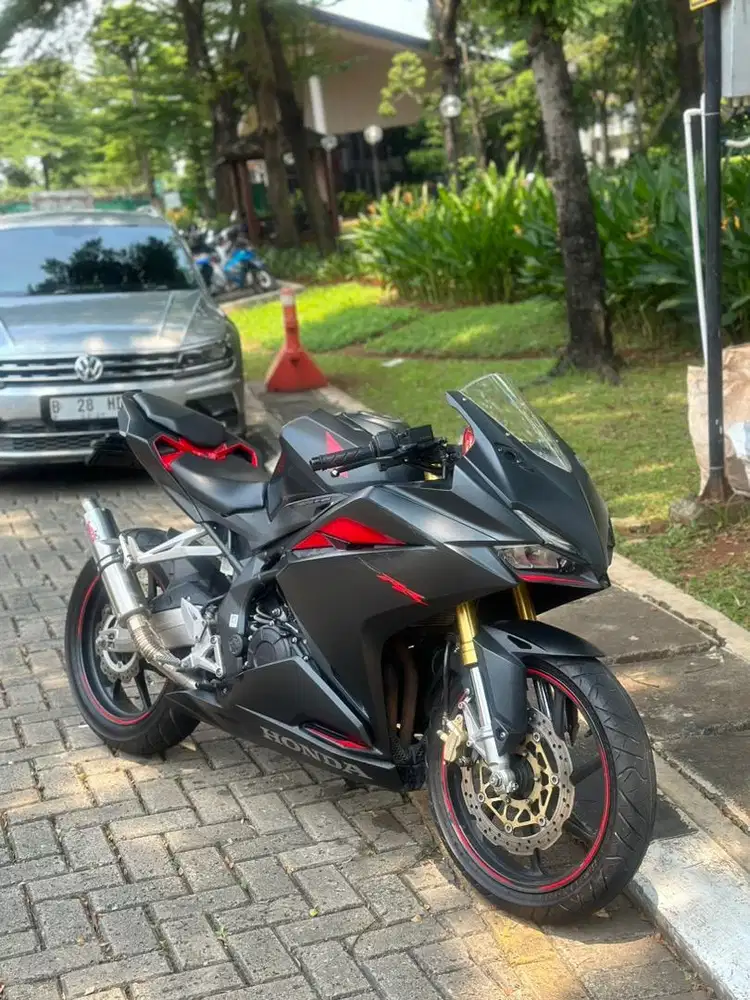 CBR250RR LOW KM