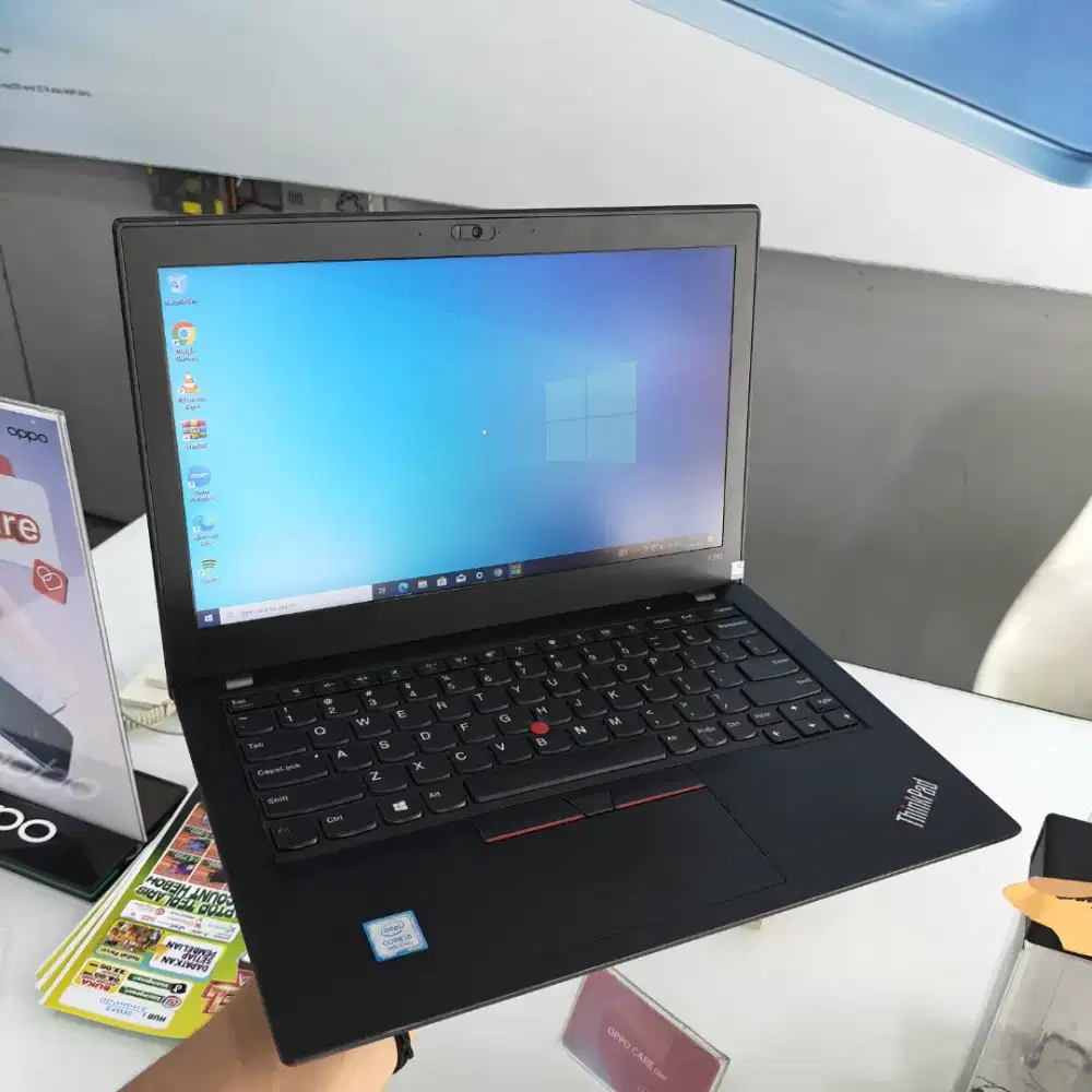 LENOVO THINKPAD CORE I5 RAM 8GB SSD 256GB SIAP PAKAI