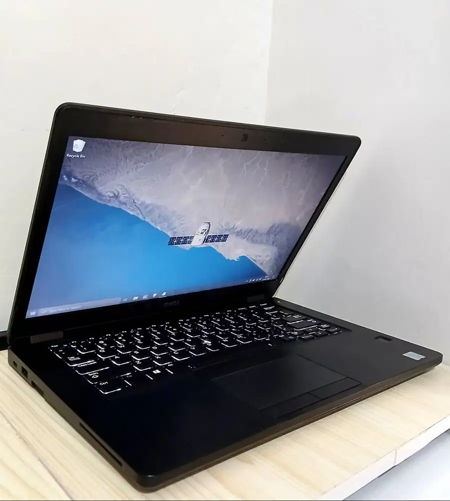 Latitude 5480 | i7-7600U | 16/500GB DDR4 | NVIDIA 930MX | Dell