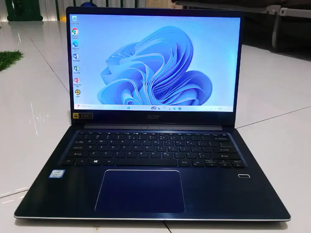 Seri Bisnis Acer Swift 3 Core i5 Ram 8Gb Ddr4 Ssd 256Gb Plus HDD 1Tb