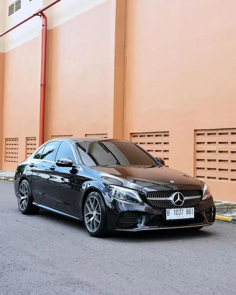 MERCY C300 2.0 AMG LINE AT 2019 FACELIFT