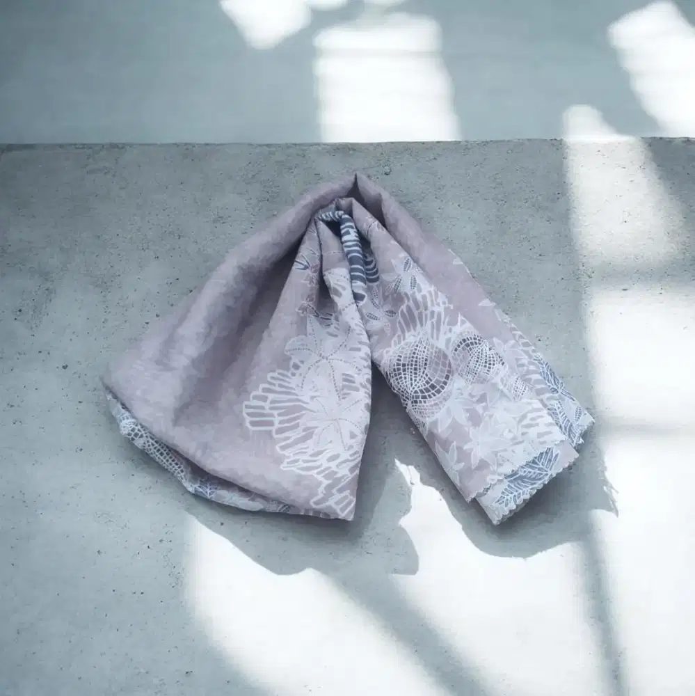 hijab segi empat motif