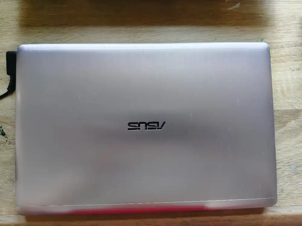 Laptop Asus S200E touchscreen normal mulus murah 4Gb/ 500gb