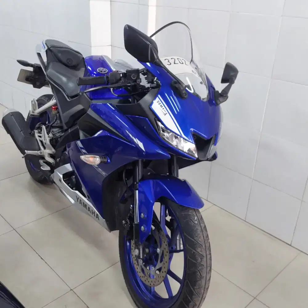 Yamaha R15 v3 2018 dp 1juta