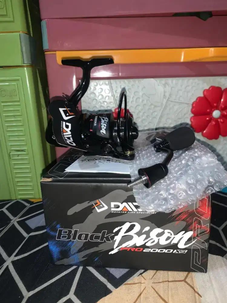 Reel daido black bison pro 2000