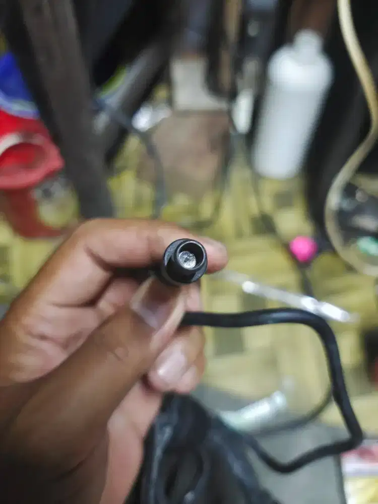 charger laptop hp / compaq colokan bulat normal