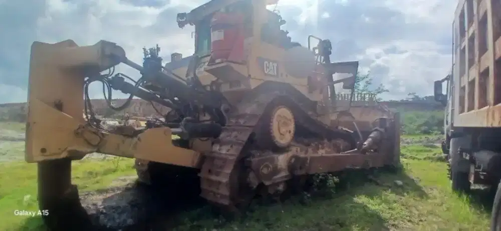 Dozer CAT D9T 2019
di Jambi