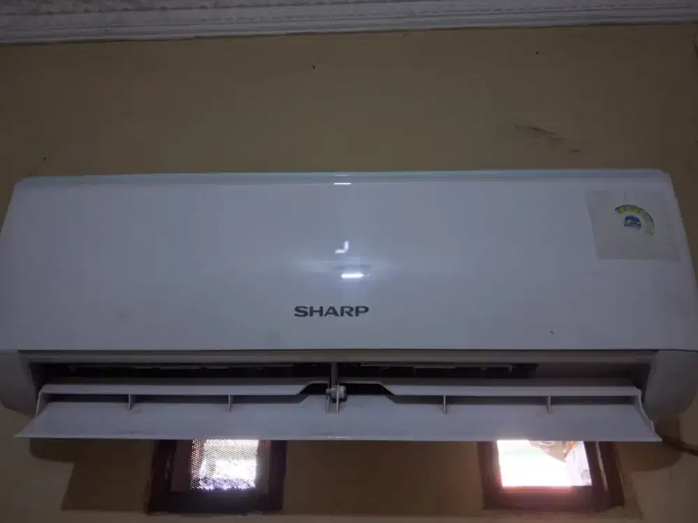 Jual AC merk Sharp 1/2 PK normal