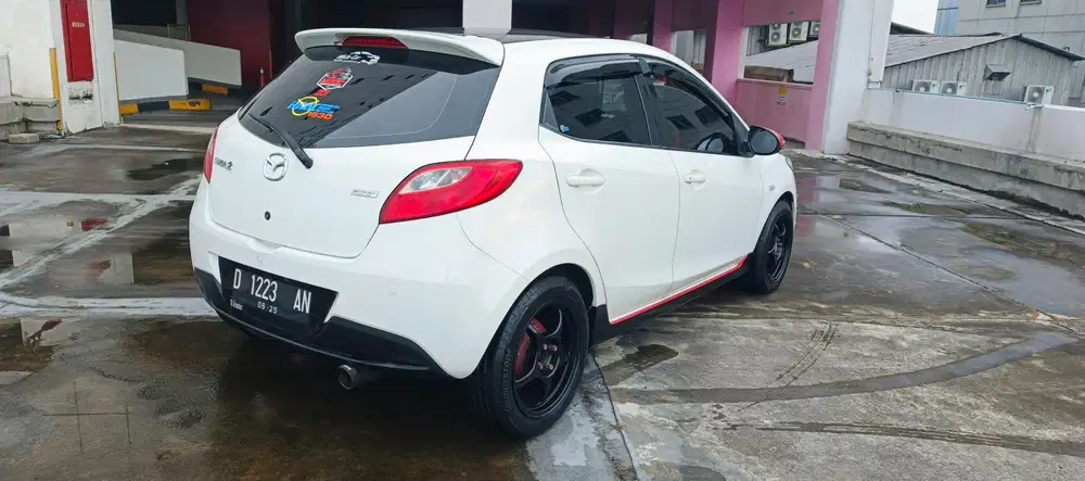 Mazda 2 2012 Bensin