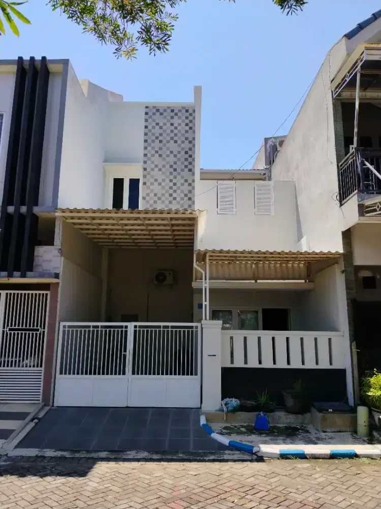 Disewakan Rumah di Pantai Mentari