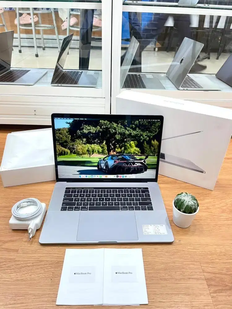 Macbook Pro Retina 15-inci 2018