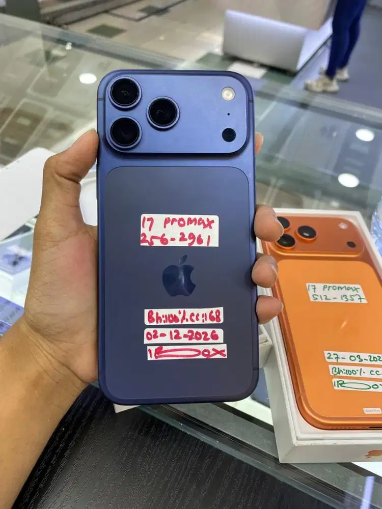 Iphone 17 Promax 256 Biru garansi ibox