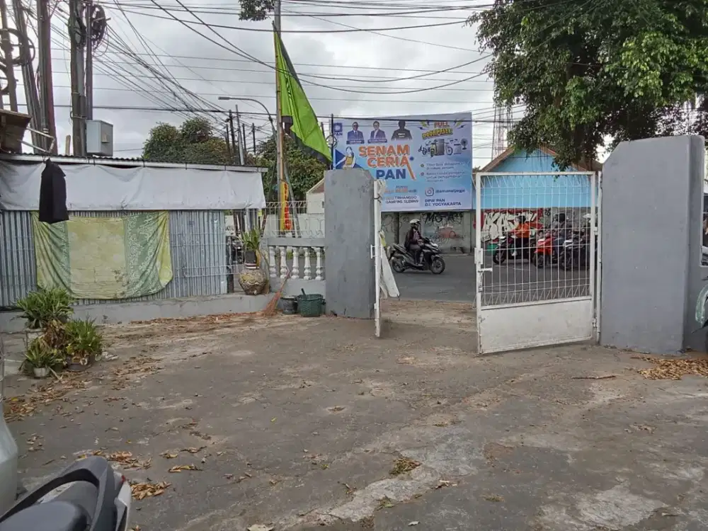 DISEWAKAN RUMAH LUAS COCOK UNTUK USAHA, TRIHANGGO, GAMPING, SLEMAN, JOGJA