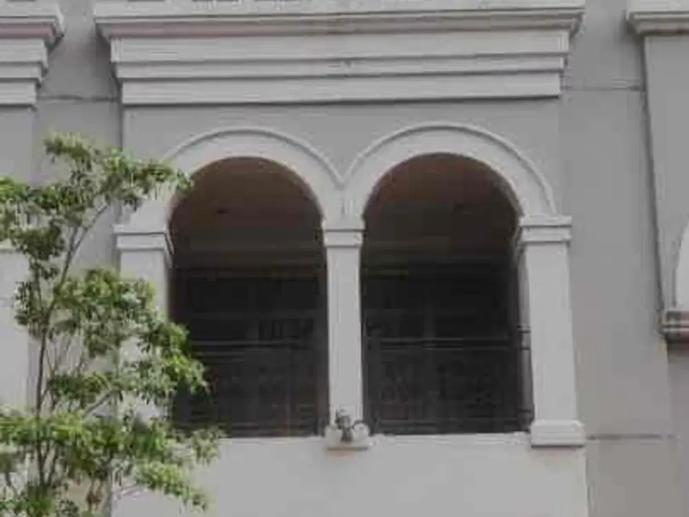 disewakan ruko MOI di mall of indonesia kelapa gading 4 Lantai