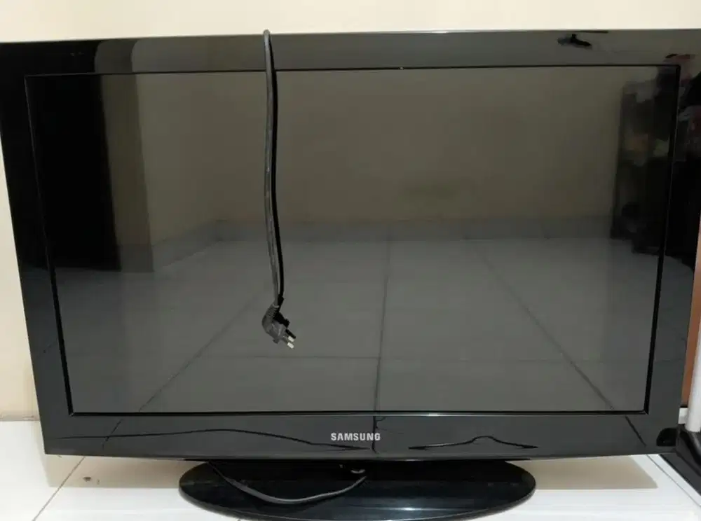 Samsung TV 32 inch