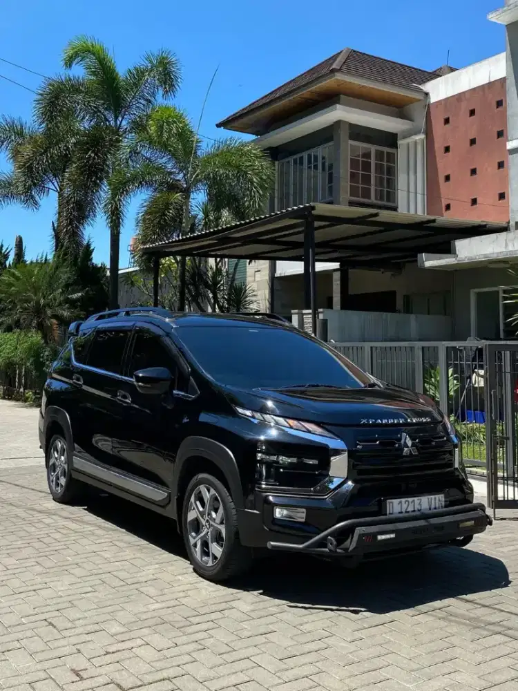 XPANDER CROSS PREMIUM PACKAGE