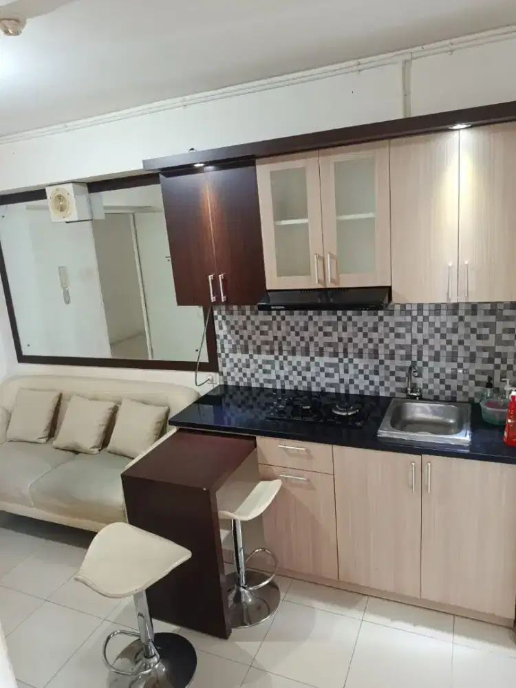 DISEWAKAN CEPAT UNIT APARTMENT BASSURA CITY 2 KAMAR FULLY FURNISH