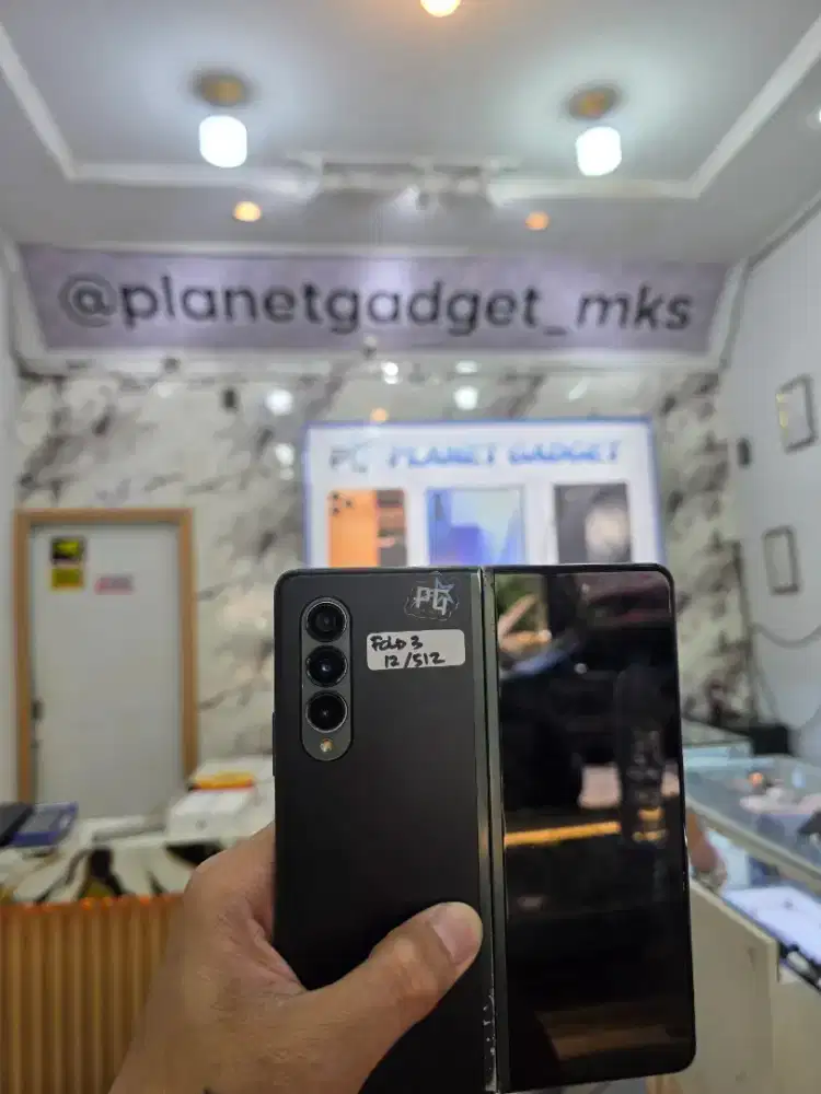 Samsung Fold 3 12/512 gb. Minus lcd dalam