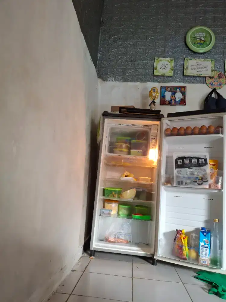 Jual kulkas 1 pintu merk aqua