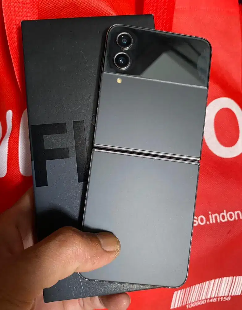 Samsung flip 4 8/256 fulset ori