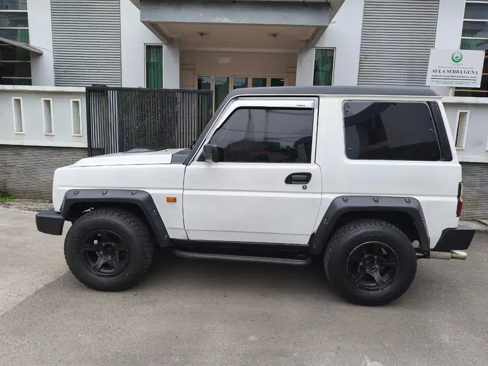 Daihatsu Feroza 1996 Bensin