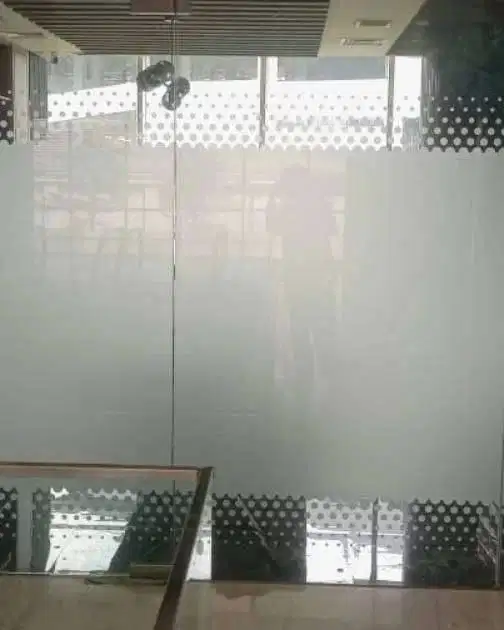 stiker Sanblast kaca film kamar mandi gedung KacaFilm tolak panas